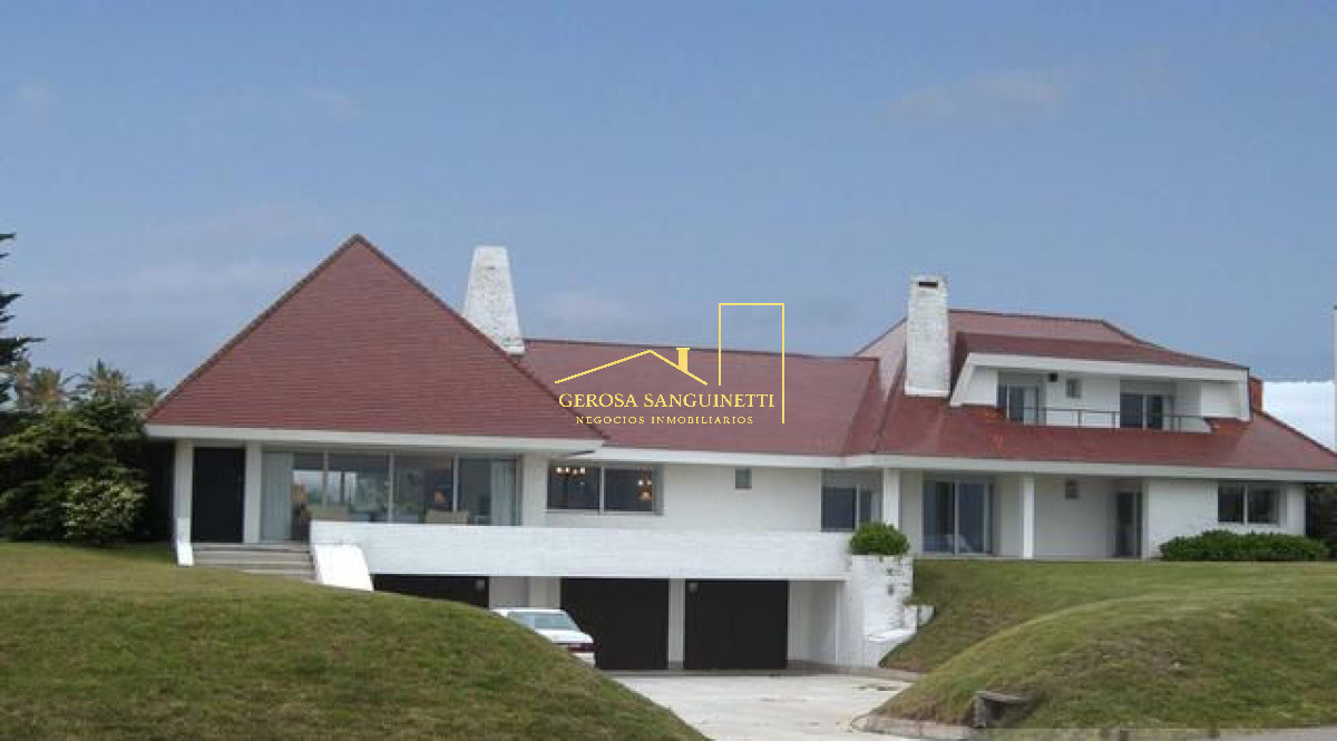 Casa ID.774 - Espectacular casa en Pinares frente al mar