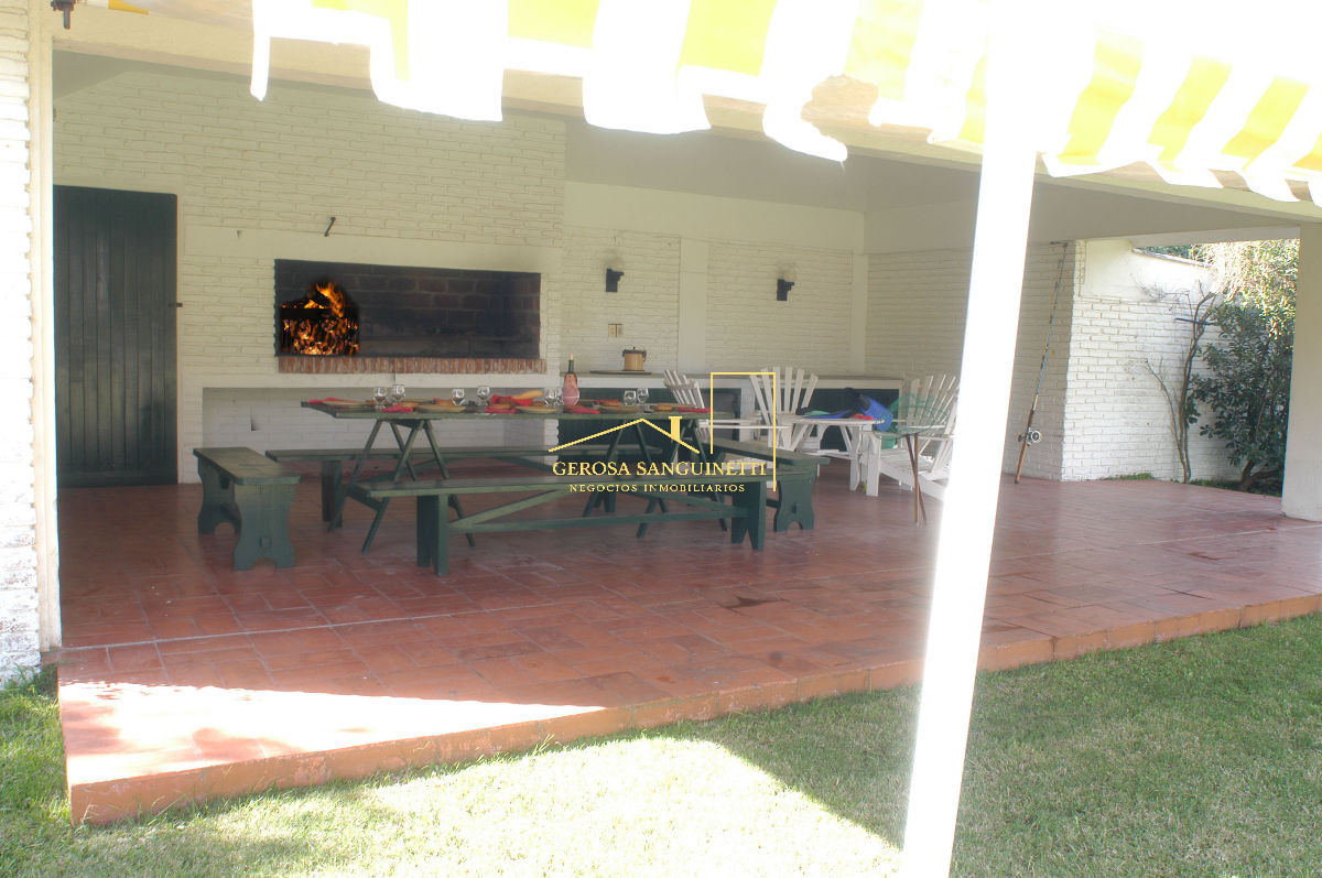 Casa ID.775 - Casa en Punta del Este, Pinares