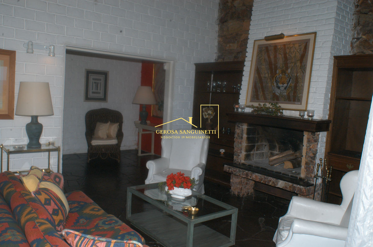 Casa ID.775 - Casa en Punta del Este, Pinares