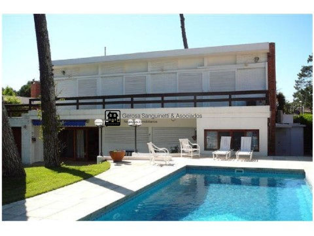 muy linda casa en la playa mansa - gst807c