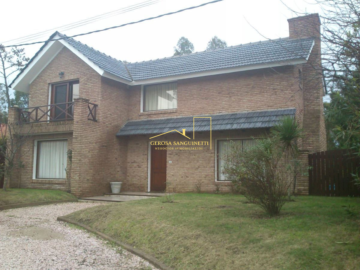 Casa ID.862 - Casa en Jardines de Córdoba