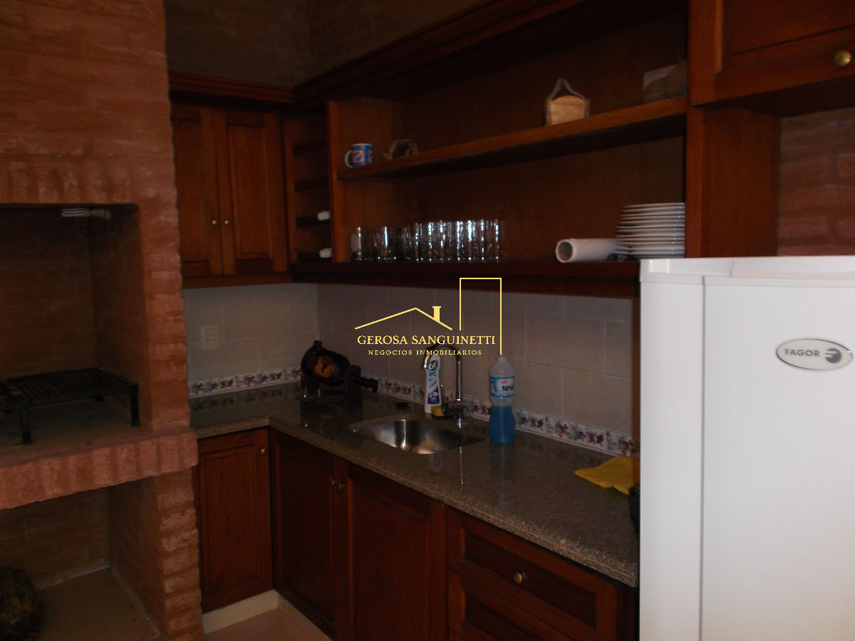 Casa ID.862 - Casa en Jardines de Córdoba