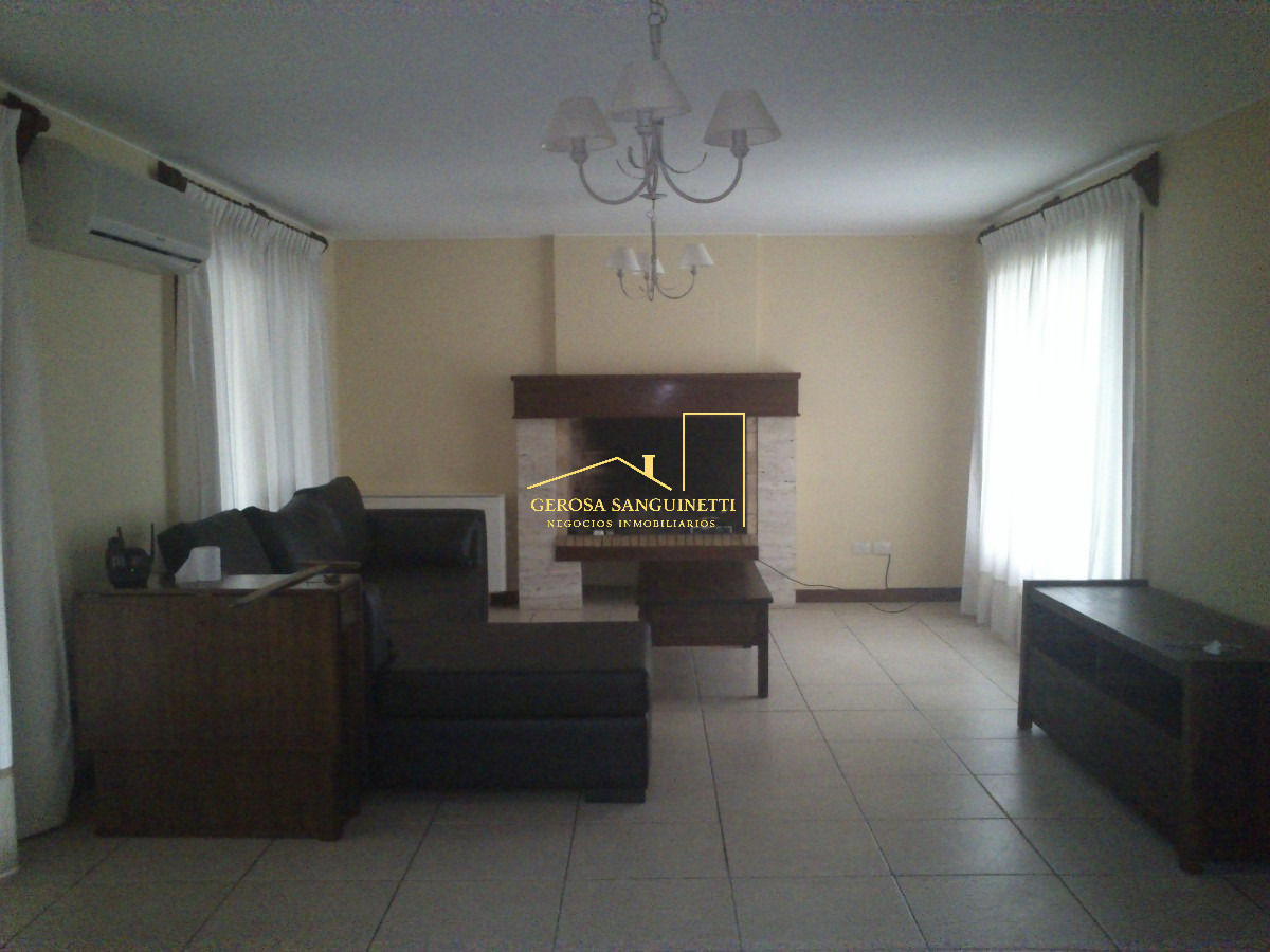 Casa ID.862 - Casa en Jardines de Córdoba