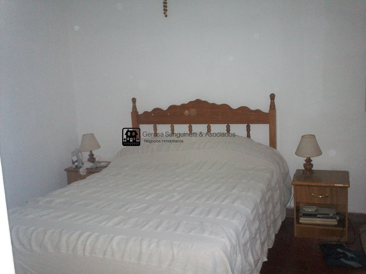 Casa ID.645 - Muy linda casa en alquiler anual a 2 cuadras del mar