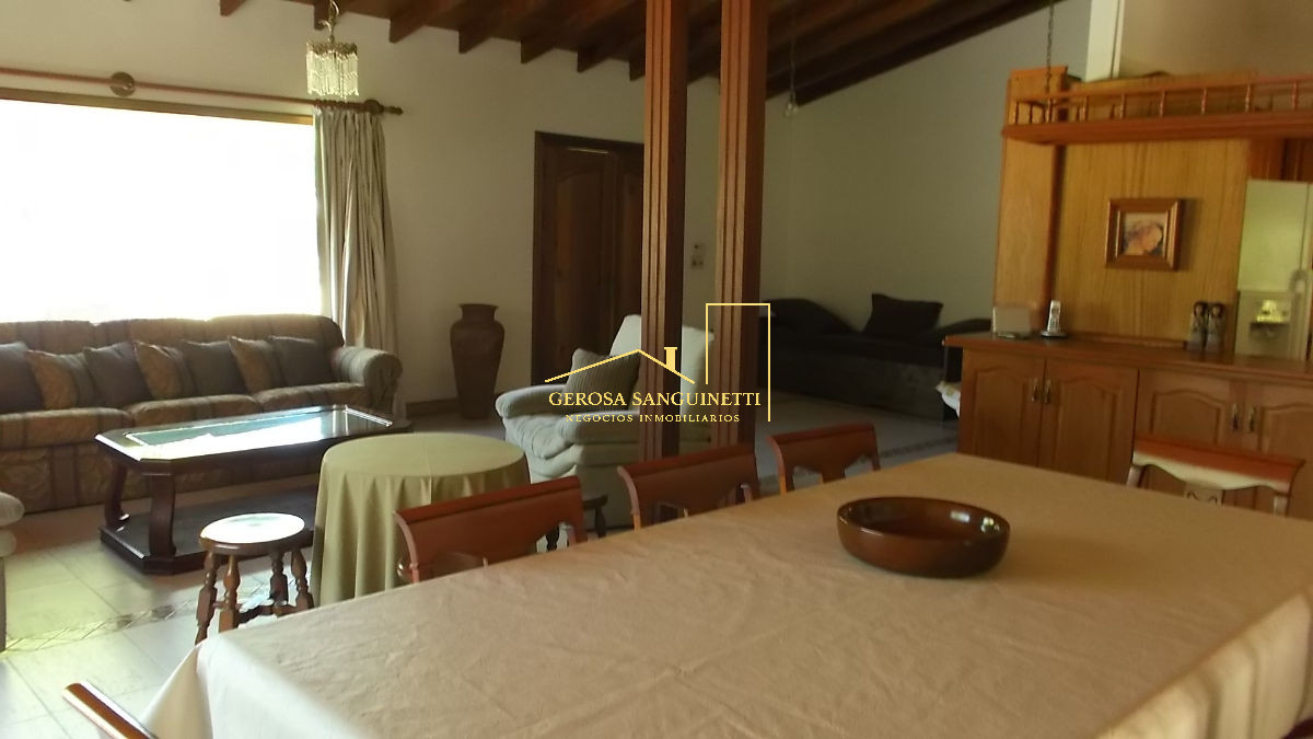 Casa ID.905 - Casa muy bien ubicada en Pinares 