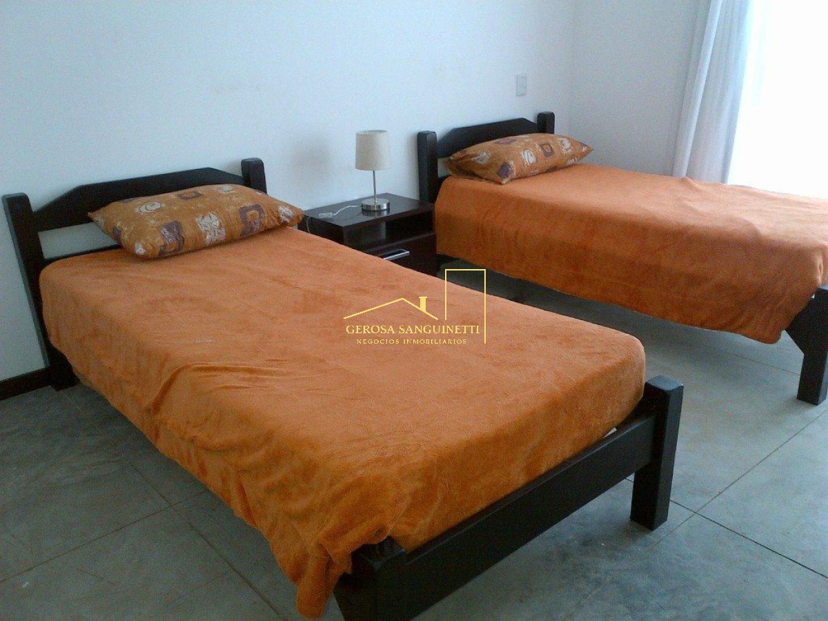 Casa ID.933 - Casa Moderna en La Barra