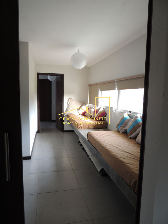 Casa ID.933 - Casa Moderna en La Barra