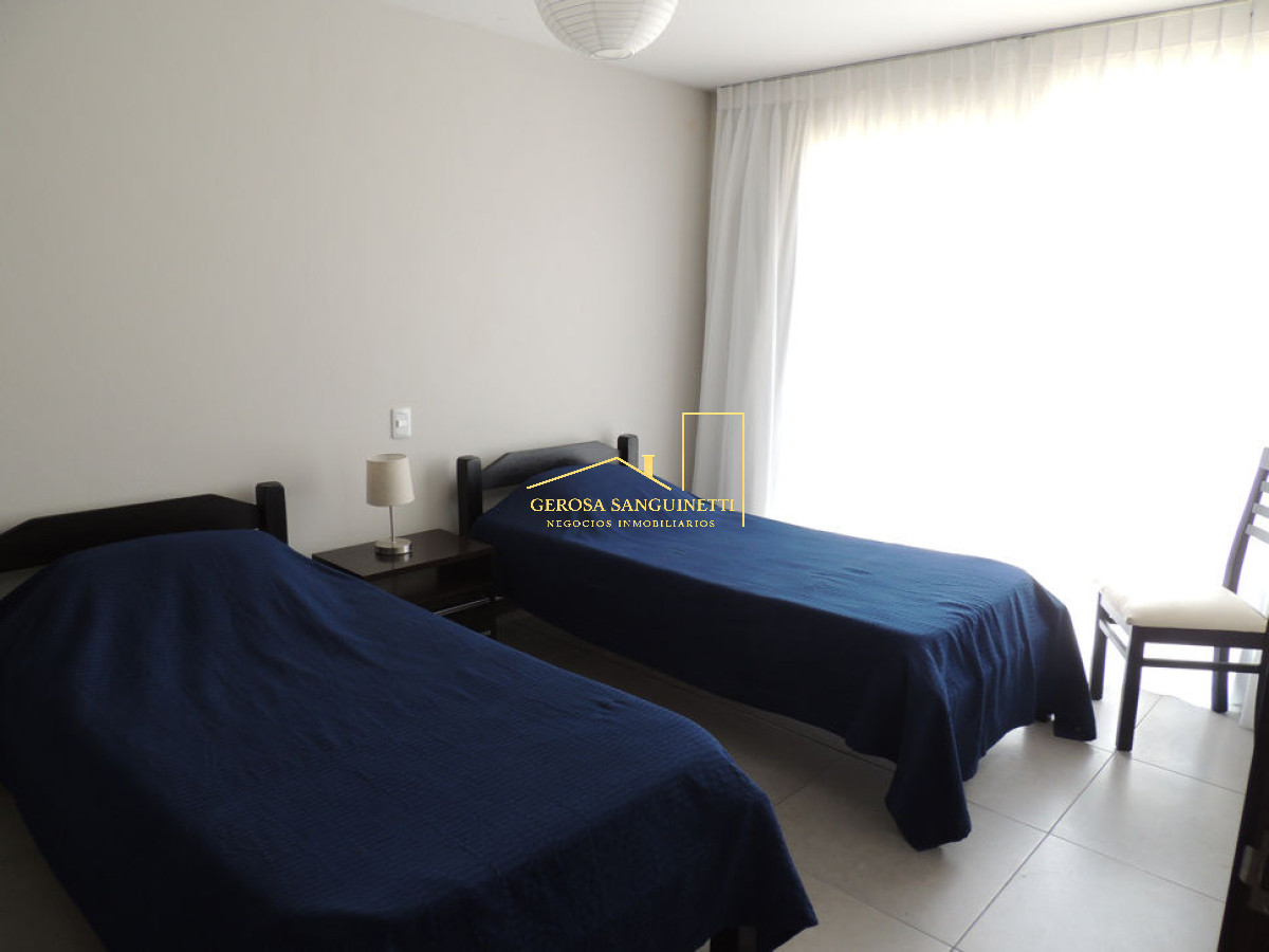 Casa ID.933 - Casa Moderna en La Barra