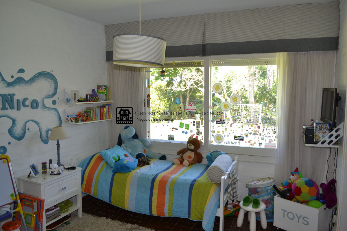 Casa ID.1073 - Espectacular casa en la Mansa a metros del mar