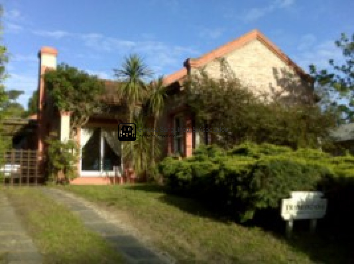 muy linda casa en pinares - gst1097c