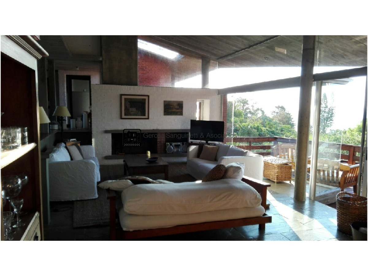 Casa ID.1262 - Espectacular casa en Punta Ballena con vista a Solanas 