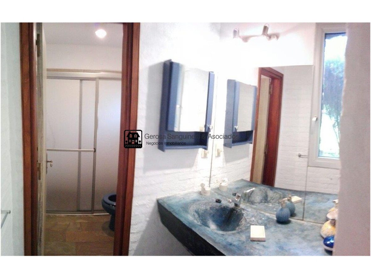 Casa ID.1262 - Espectacular casa en Punta Ballena con vista a Solanas 