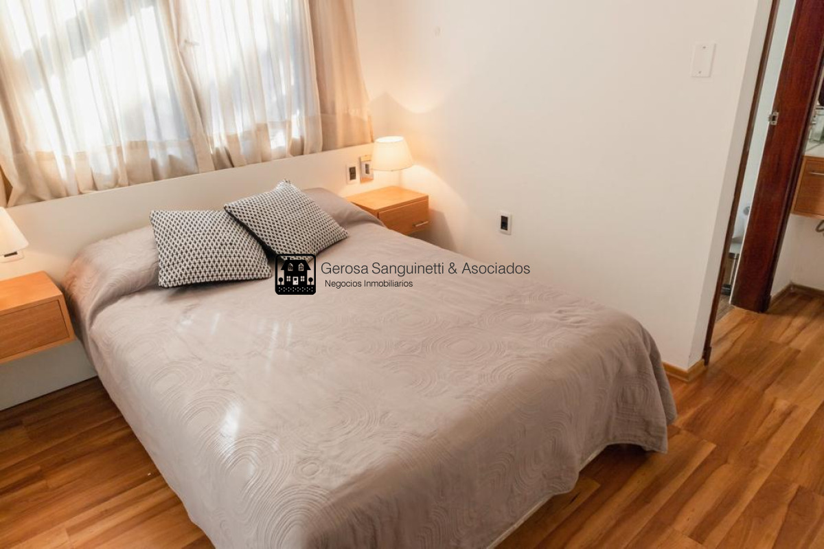Casa ID.777 - Casa impecable en la mansa a 100mts del mar en la parada 9