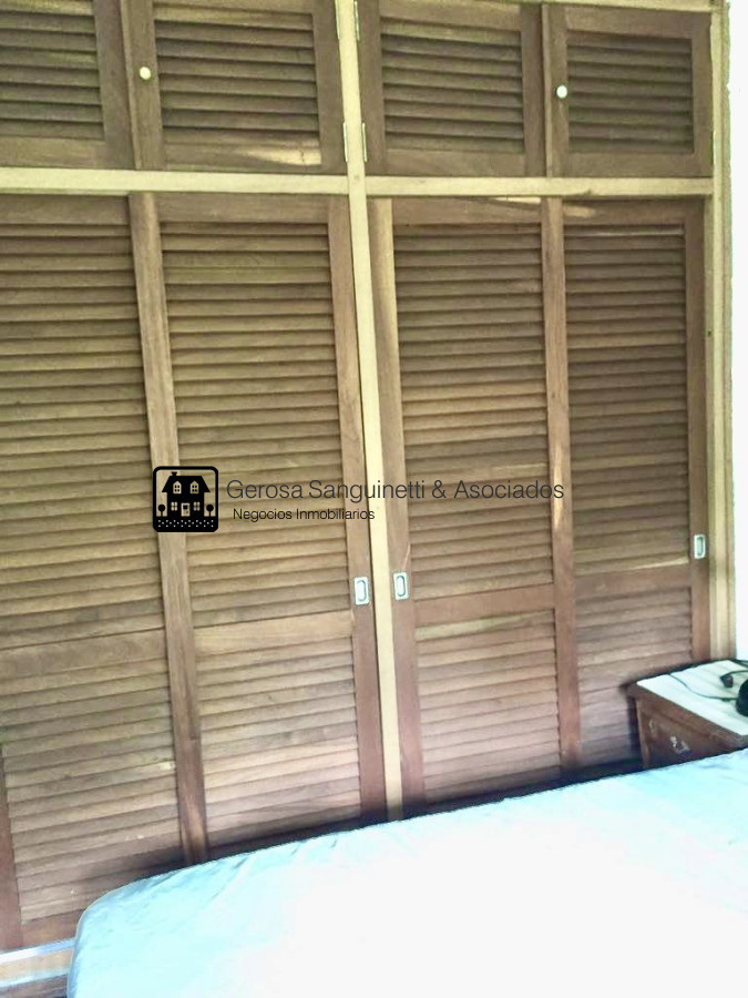 Casa ID.1325 - Muy cómoda casa en venta en Pinares 