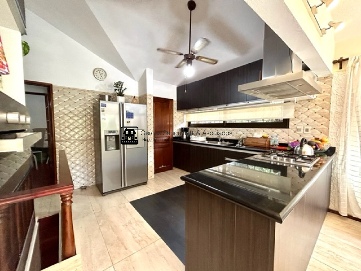 Casa ID.2497 - OPORTUNIDAD! Muy linda casa ideal para vivir todo el año