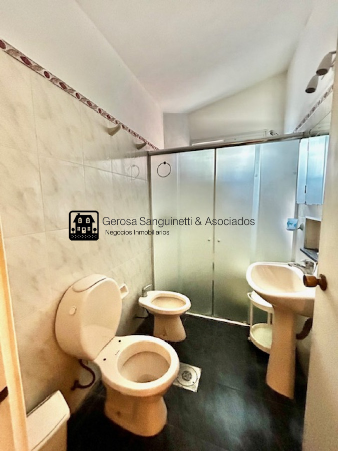 Casa ID.2492 - Muy cómoda casa en excelente ubicación 