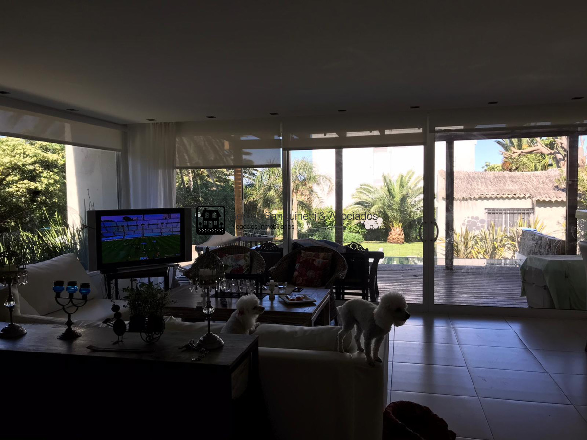 Casa ID.1541 - Espectacular casa en la Península a metros del mar