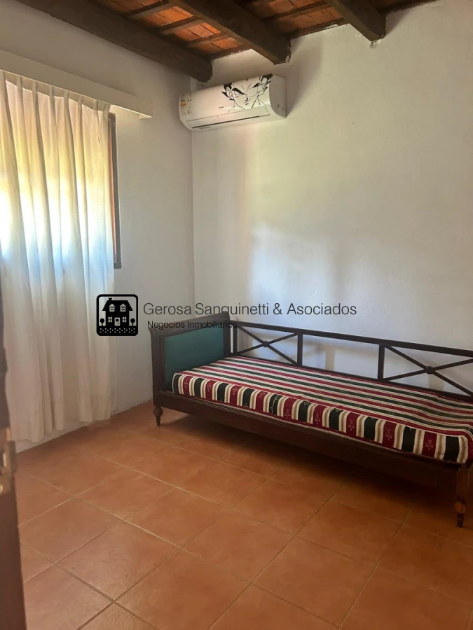 Casa ID.2124 - Casa en Pinares de 3 dormitorios en venta 