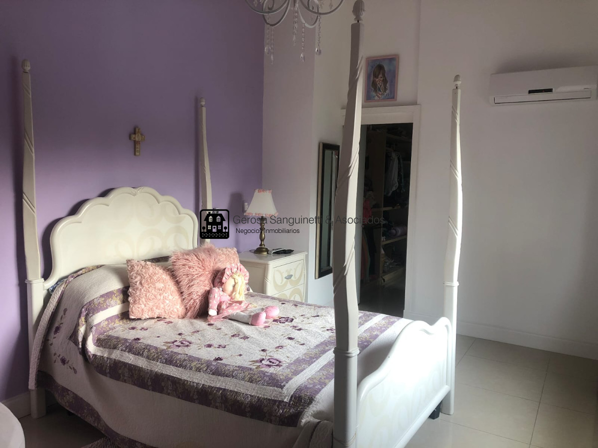 Casa ID.3207 - Hermosa casa de 5 dormitorios en La Arbolada Village alquiler y venta