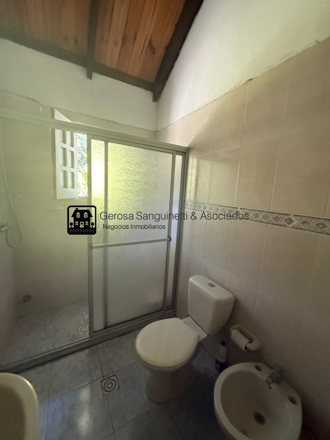 Casa ID.3398 - Casa de 2 dormitorios en alquiler en Jardines de Cordoba