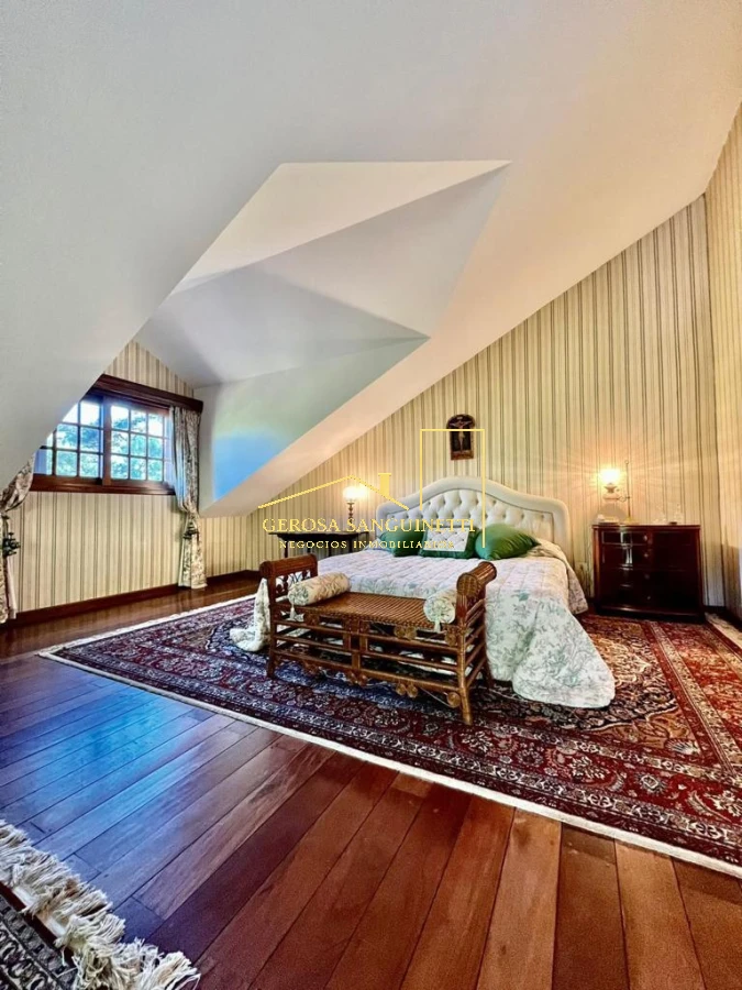 Casa ID.3254 - Gran casa de 10 dormitorios en alquiler en Punta del Este