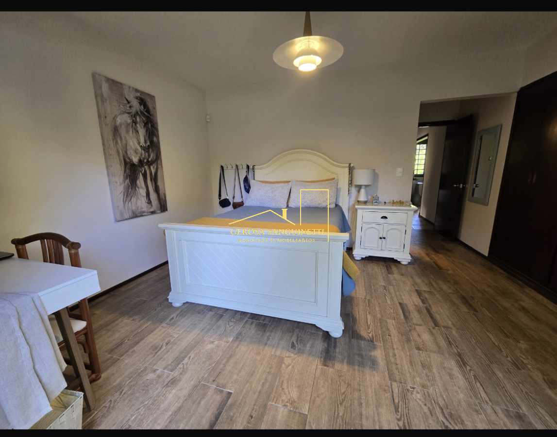 Casa ID.3187 - Casa de 4 dormitorios en Punta del Este en alquiler 