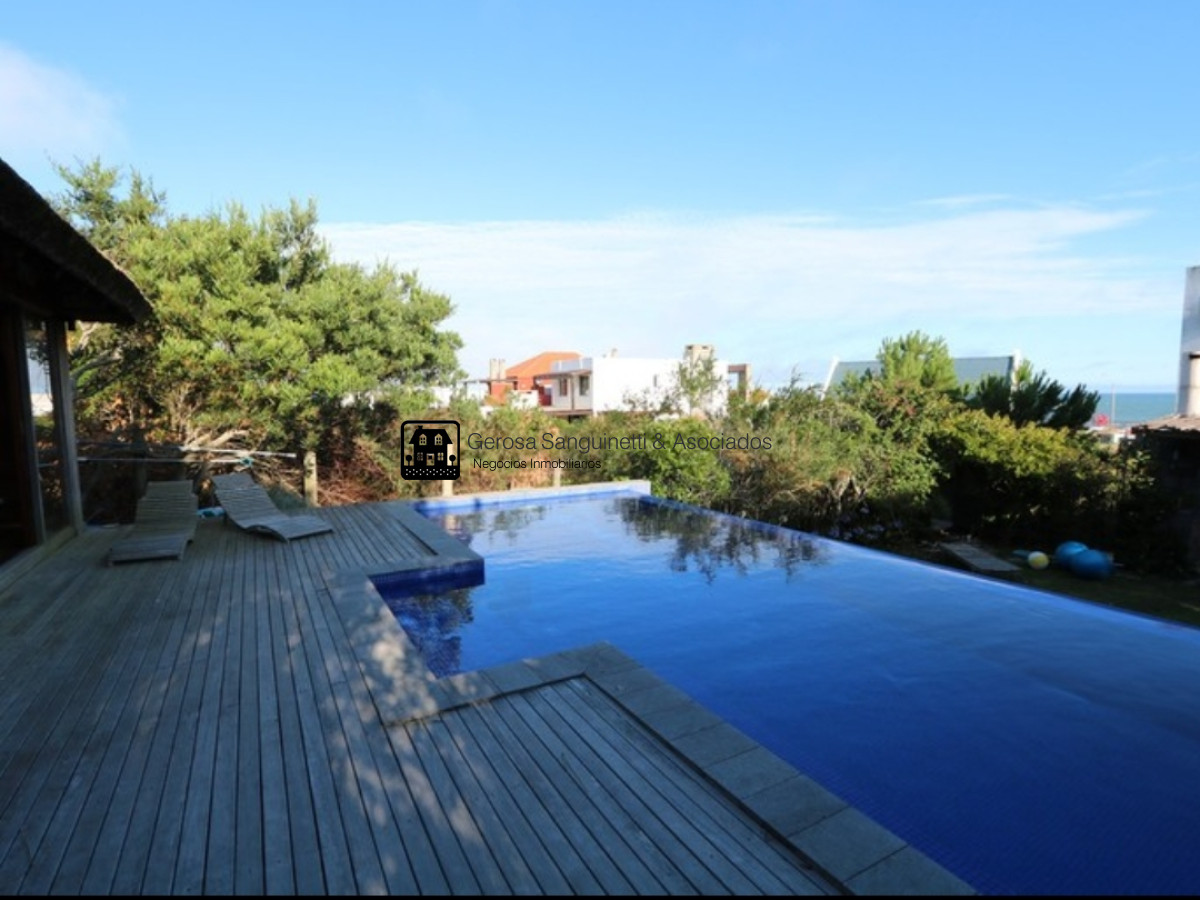 Casa ID.808 - Casa a metros del mar