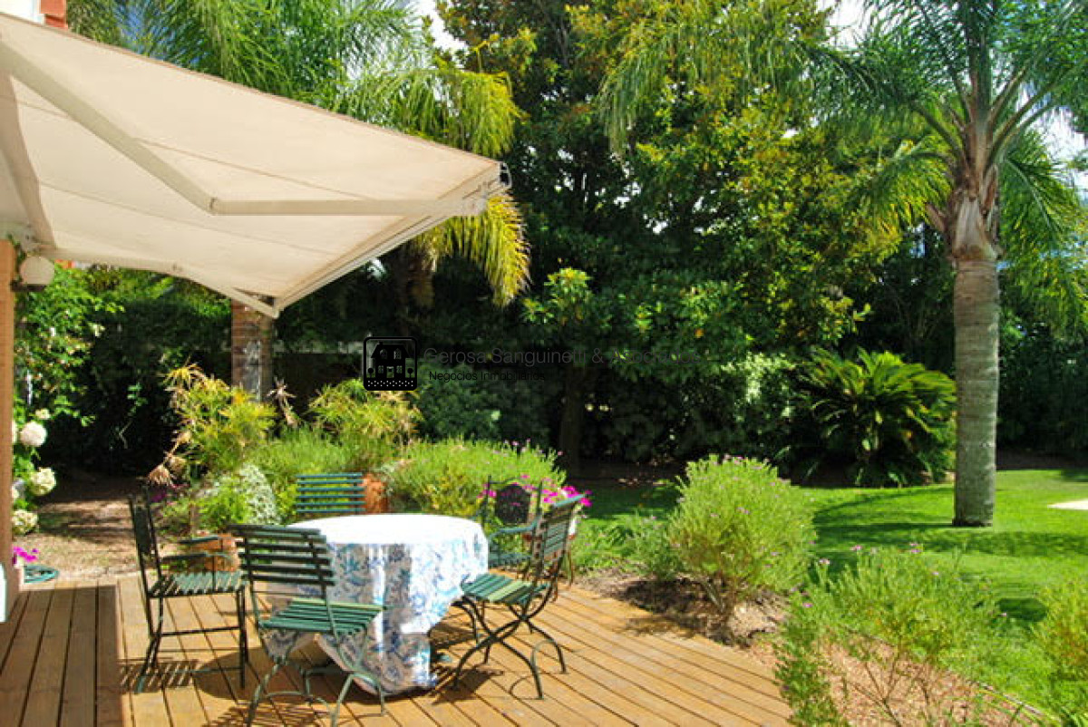 Casa ID.1590 - Espectacular casa, con todas las comodidades