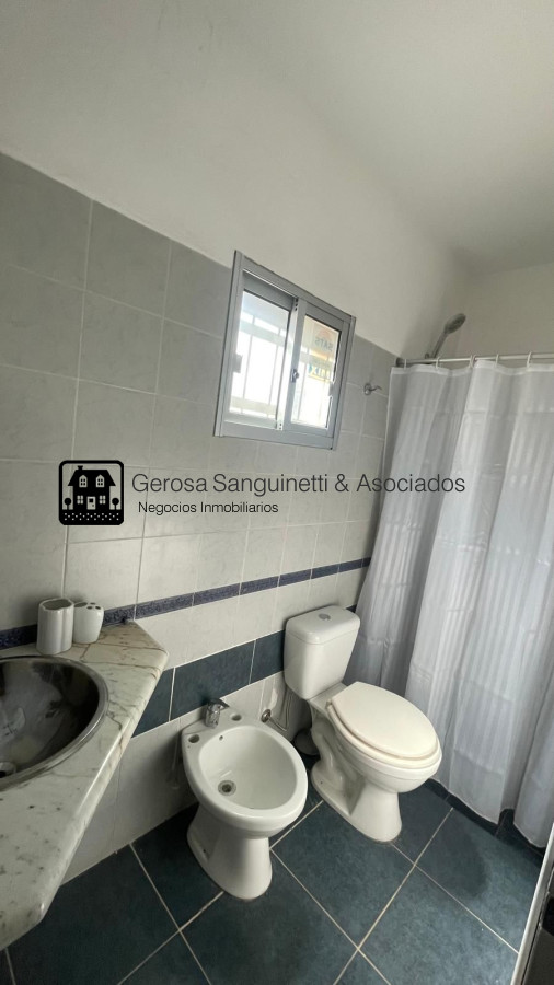 Casa ID.1901 - Muy linda casa, muy buena ubicación