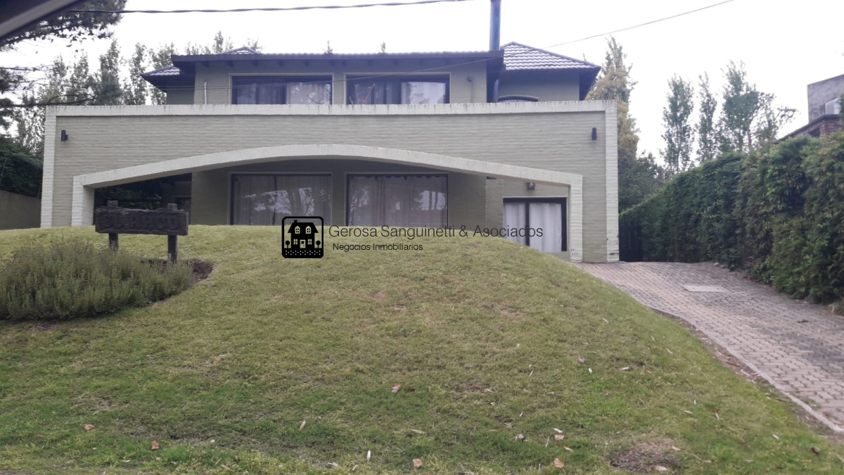 Casa ID.2114 - Casa en alquiler anual en pinares