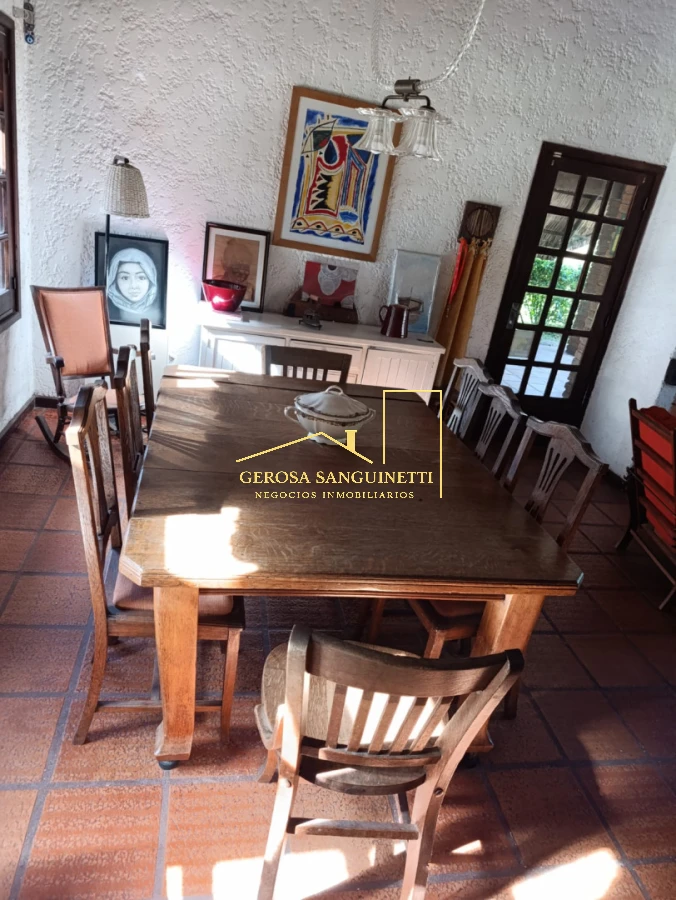 Casa ID.798 - Casa de 4 dormitorios en alquiler en Punta del Este 