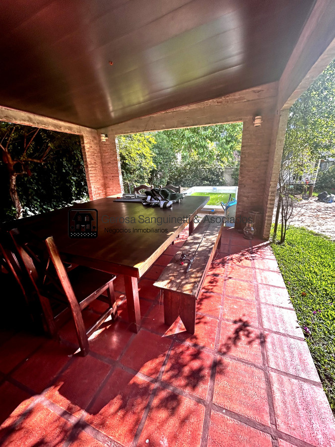 Casa ID.2730 - Muy linda casa en la Mansa con piscina 