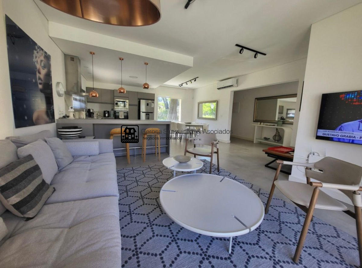 Casa ID.3511 - Hermosa casa de 3 dormitorios en venta en San Rafael 