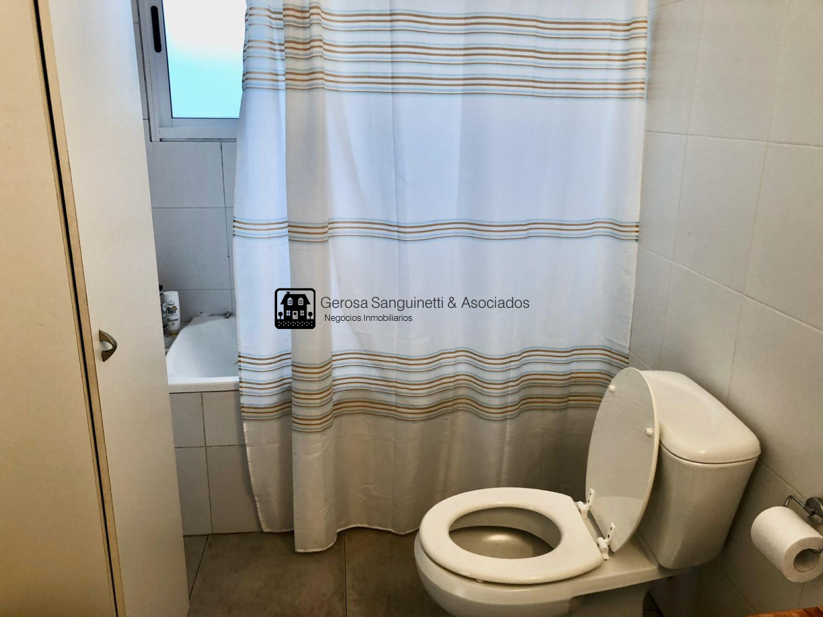 Casa ID.1615 - Casa impecable en barrio privado