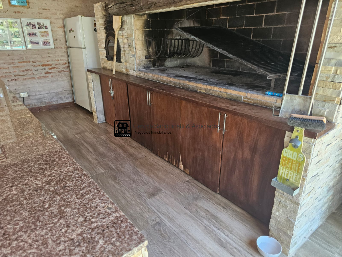 Casa ID.3207 - Hermosa casa de 5 dormitorios en La Arbolada Village alquiler y venta