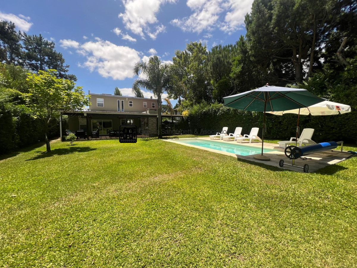 Casa ID.1617 - Casa moderna y cómoda para disfrutar en temporada