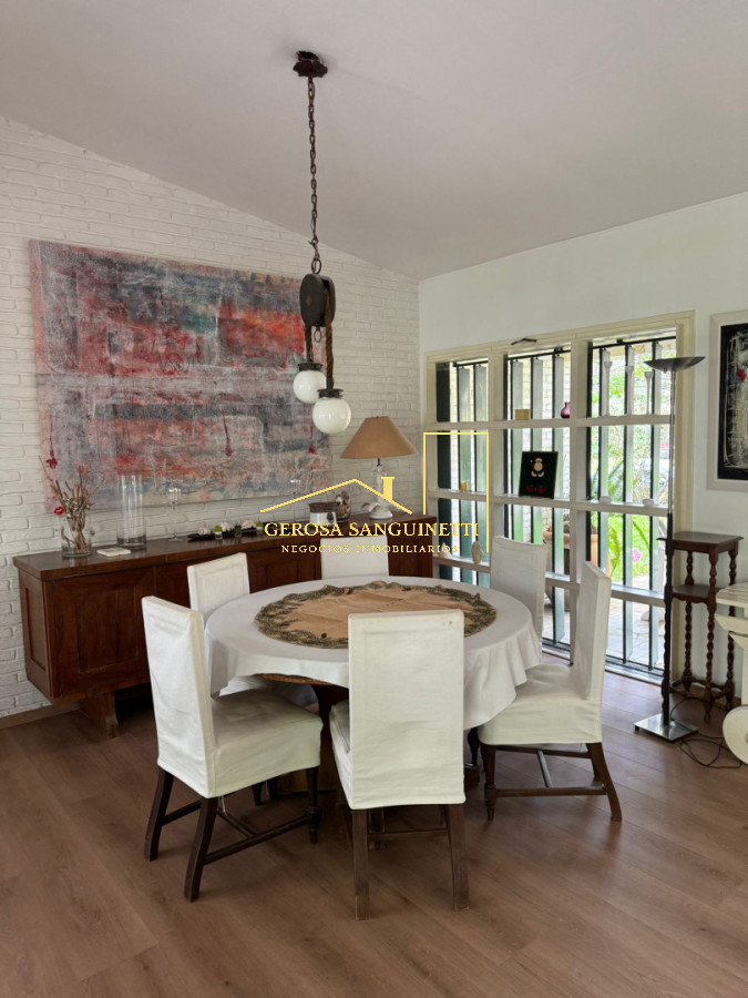 Casa ID.3332 - Chalet con piscina climatizada de 3 dormitorios en alquiler Punta del Este