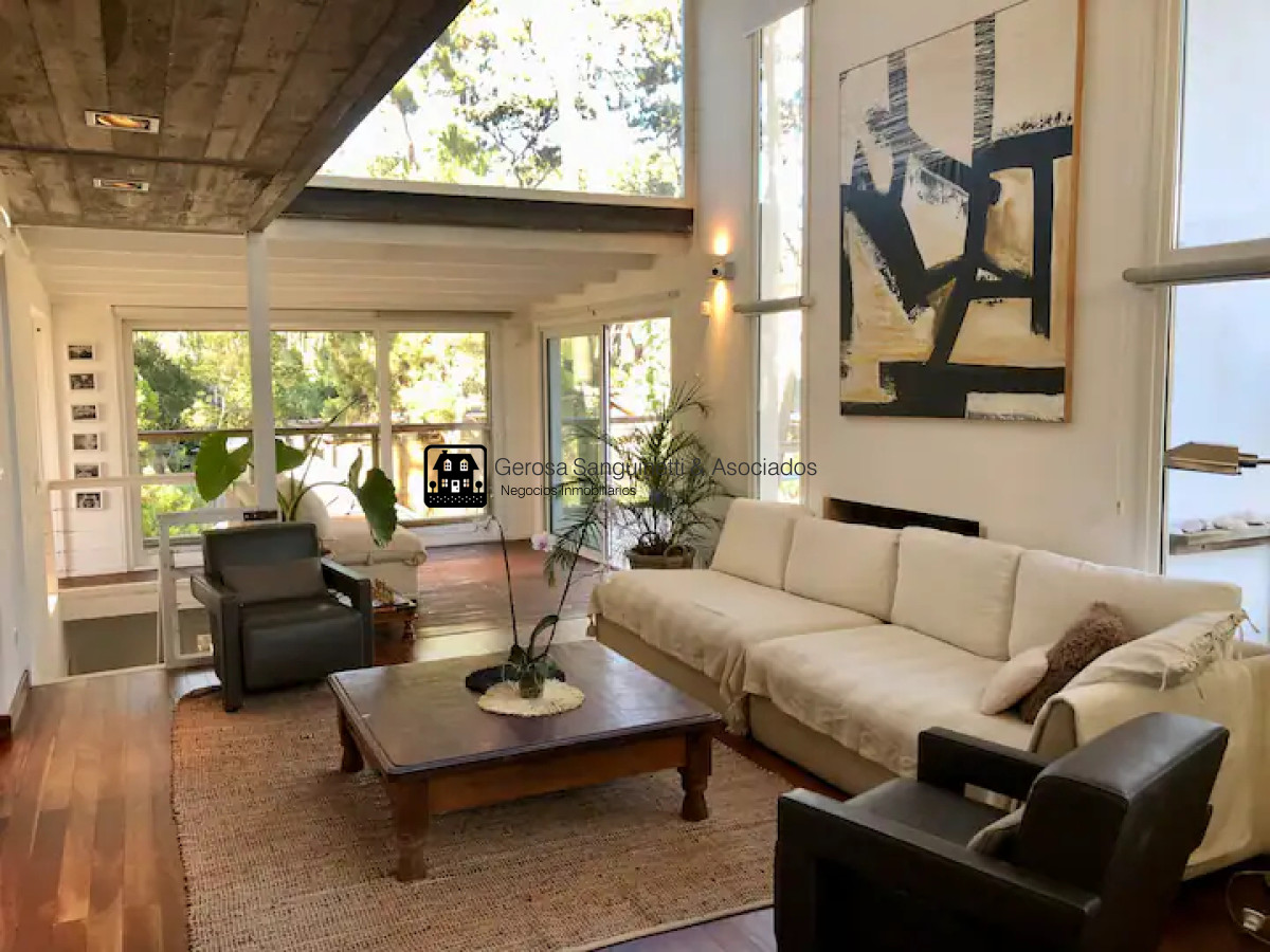 Casa ID.2245 - Casa a metros del mar en Montoya