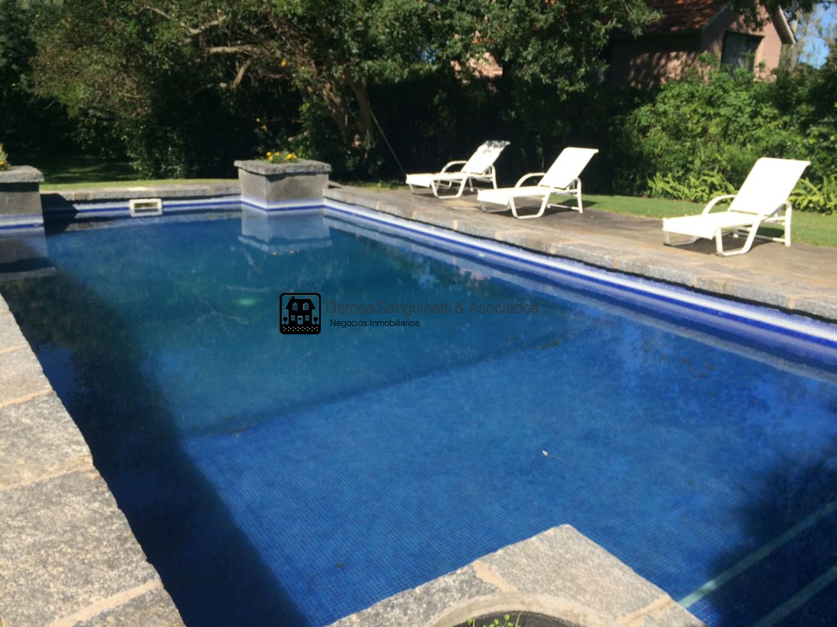 Casa ID.1551 - Espectacular casa en El Golf