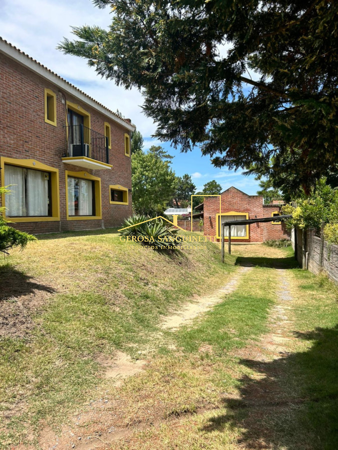 Casa ID.2124 - Casa en Pinares de 3 dormitorios en venta 