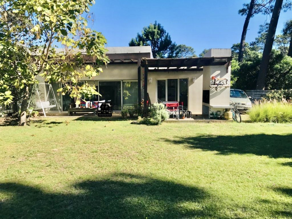 Casa ID.1037 - Muy linda casa en La Arbolada