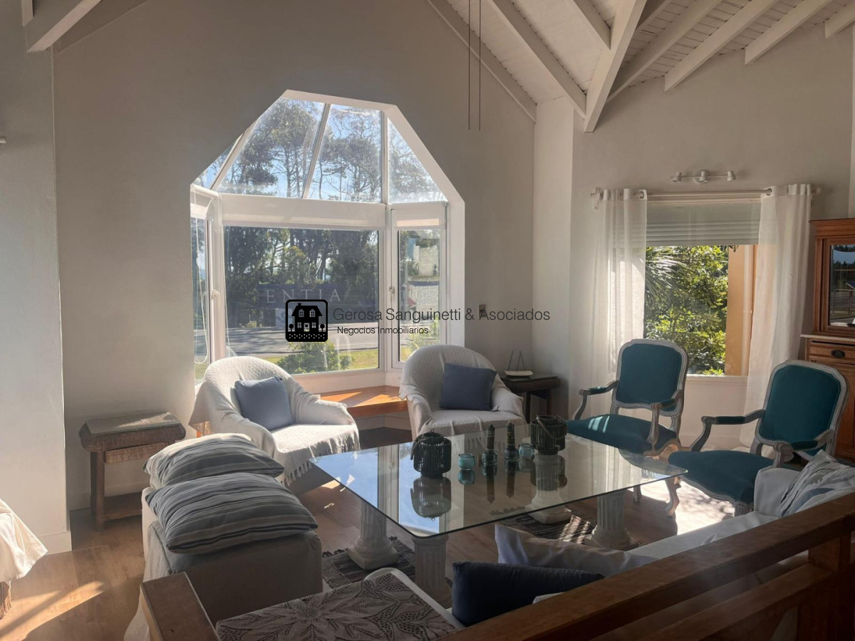 Casa ID.1098 - Muy comoda casa de 3 dormitorios en alquiler anual en Punta del Este