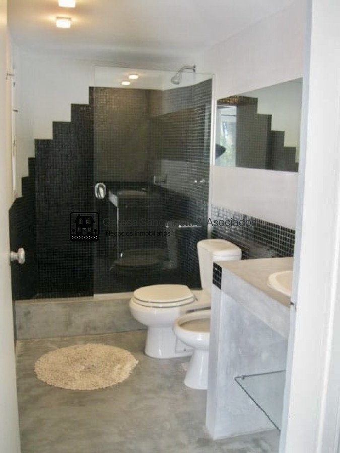 Casa ID.1020 - Casa en Pinares totalmente reciclada