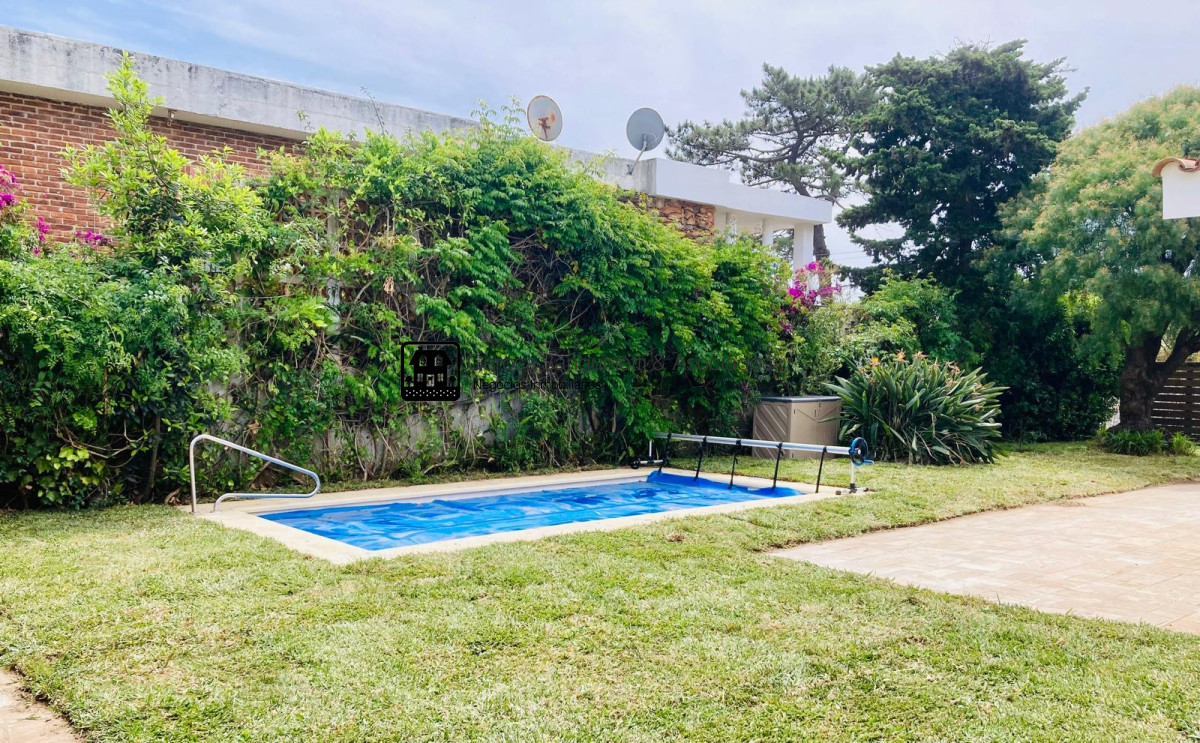 Casa ID.1901 - Muy linda casa, muy buena ubicación