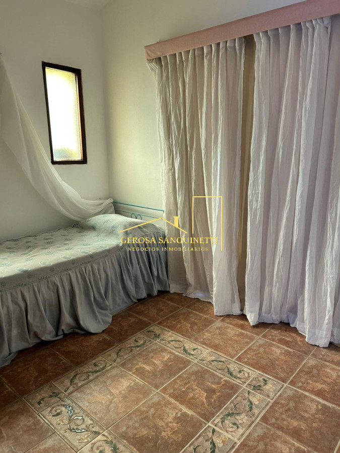 Casa ID.2124 - Casa en Pinares de 3 dormitorios en venta 