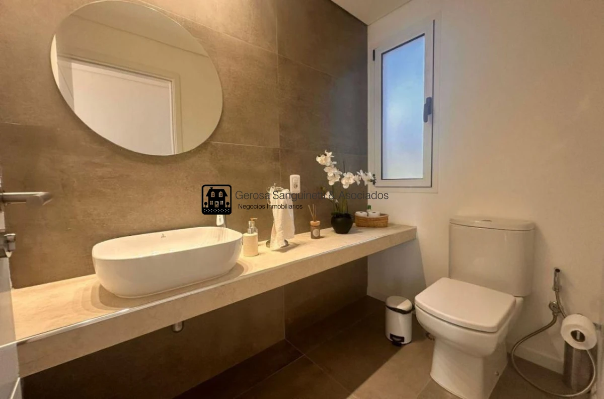 Casa ID.3335 - Casa de 4 dormitorios en alquiler en Punta Ballena