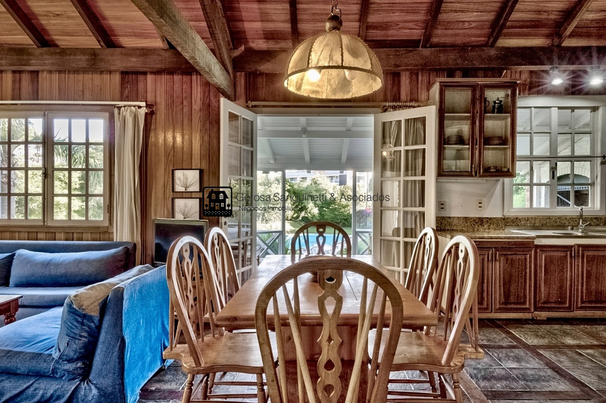 Casa ID.1331 - Muy linda casa en Pinares con piscina para 11 personas