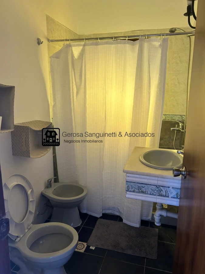 Casa ID.2124 - Casa en Pinares de 3 dormitorios en venta 