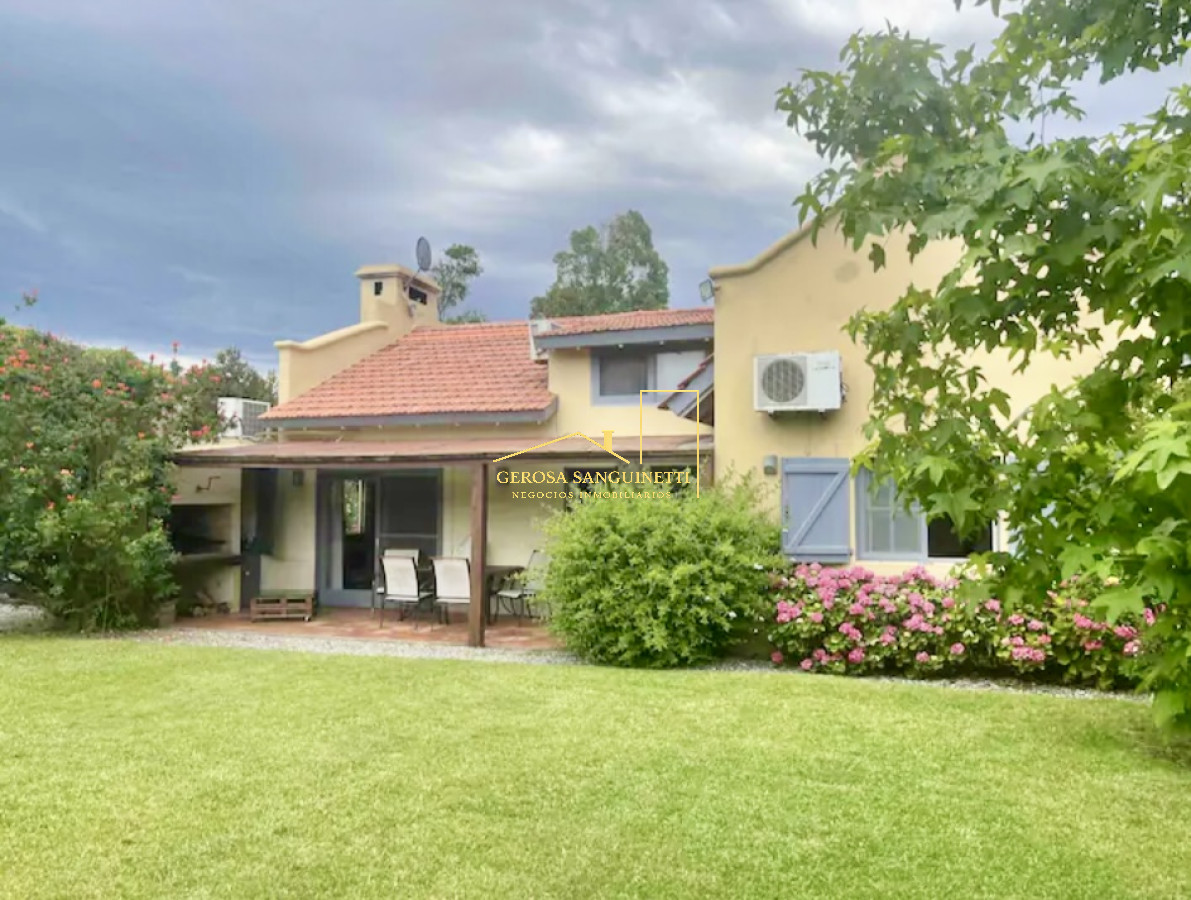 Casa ID.2634 - Muy linda y cómoda casa en La Barra 