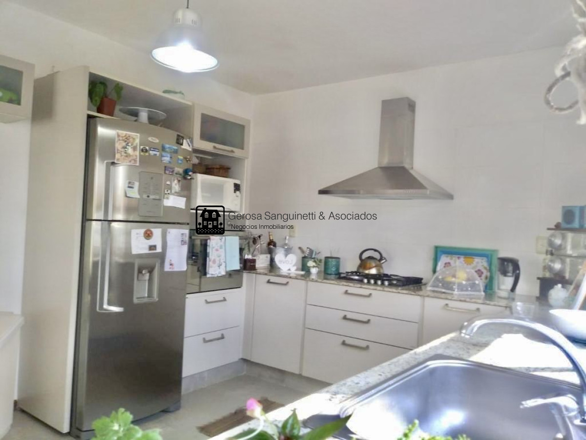 Casa ID.1037 - Muy linda casa en La Arbolada